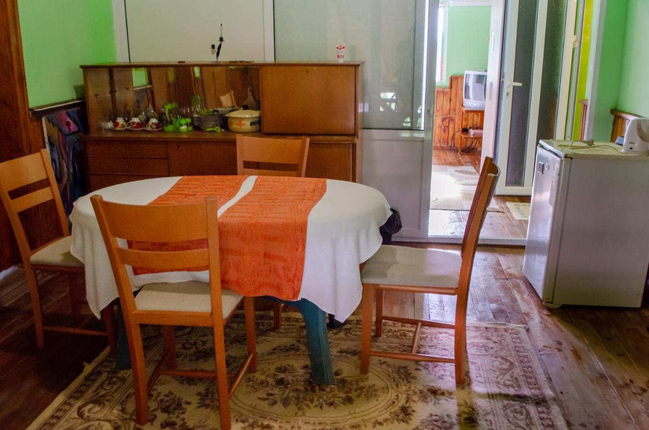 ספרבה בניה Danailovi Guest House מראה חיצוני תמונה